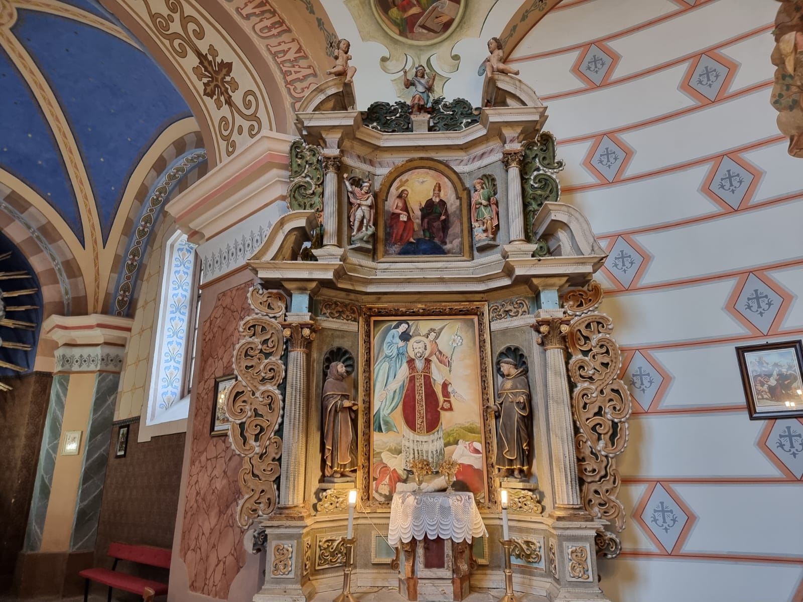 Oltar Svetog Valentina u crkvi Sv. Franje Ksaverskog u Dropkovcu