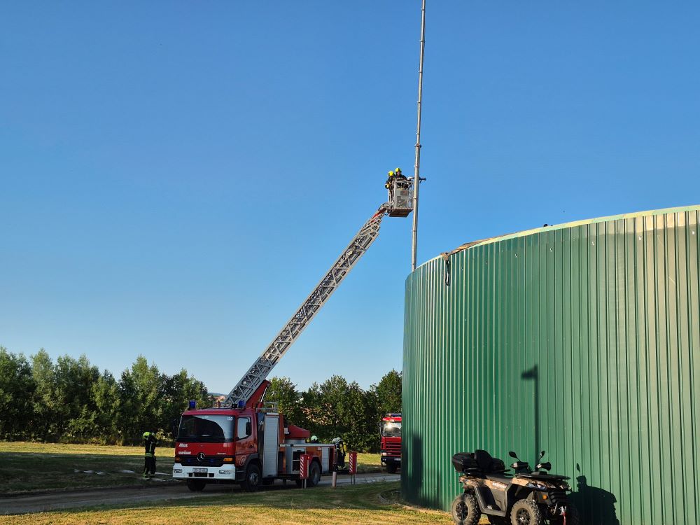 Vatrogasci u akciji na vježbi